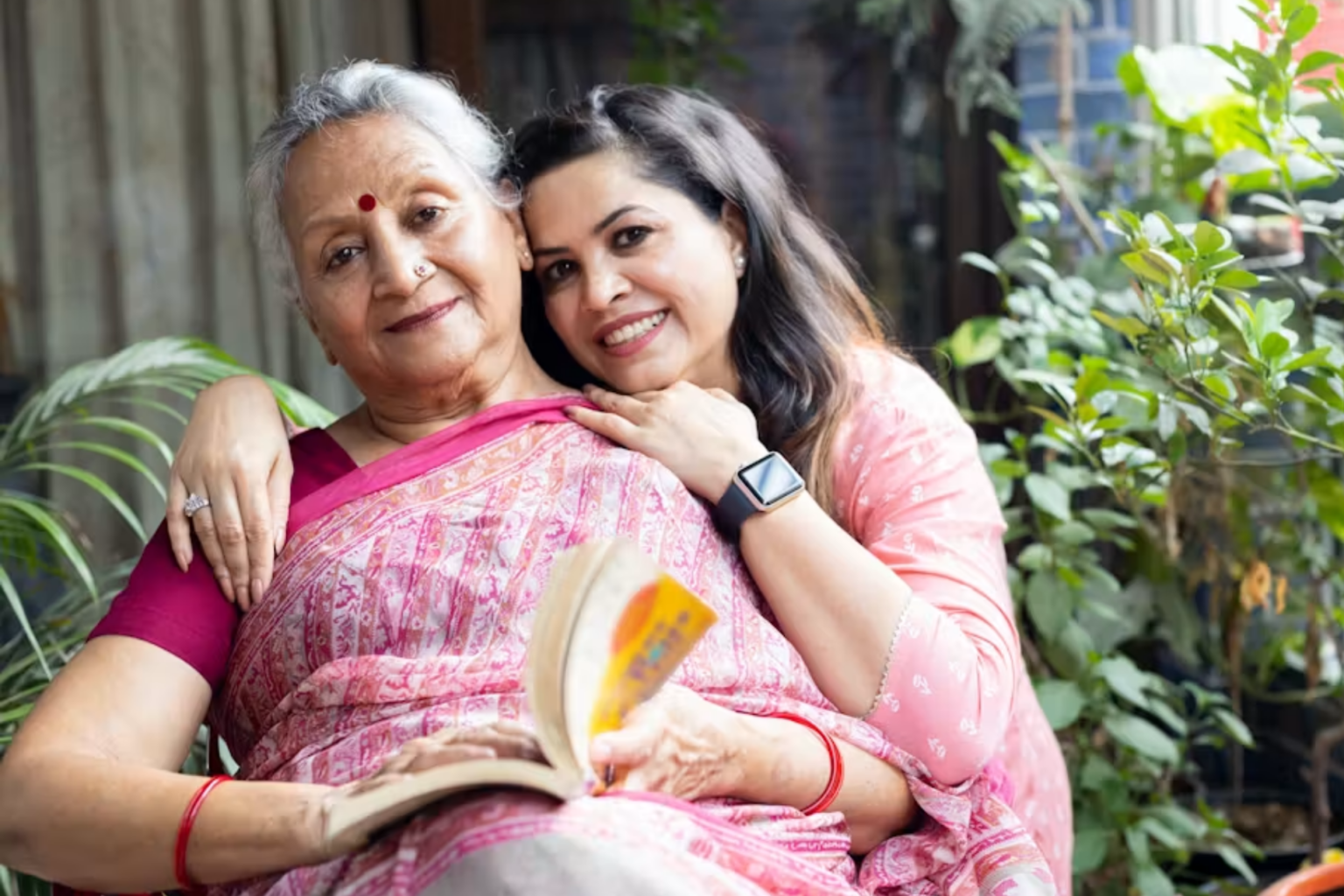 Understanding Caretaker Support vs. Independent Living: What Does Your Loved One Need?